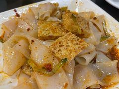 -壹阁胡羊焖饼(特色小吃街店)