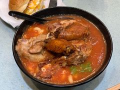 番茄浓汤鸡翅猪扒通粉-华嫂冰室(尖沙咀店)