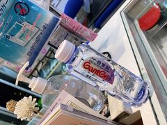 -爱革·洗衣改衣·洗鞋修鞋·洗包修包·奢侈品护理(宝地广场店)