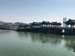 -老炳·七丛松甘草水果