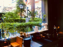 靠窗位-转山咖啡(松柏社区店)