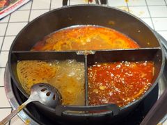 -热火朝天鲜切牛肉火锅(南强街巷店)