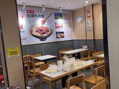 -牛吃草牛肉面(甬港南路店)