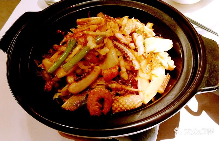 泰加泰式概念餐厅(苏州中心店)三鲜粉丝煲图片 - 第1张