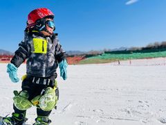 -华彬猛犸滑雪场