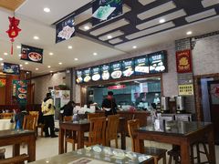 大堂-晋一碗刀削面·特色家常菜(云岗店)