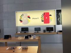 -Apple零售店(华贸购物中心店)