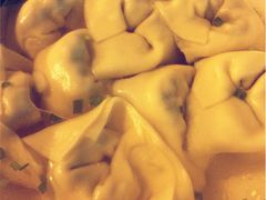 荠菜肉馄饨-潘国仙耳光馄饨(黄家阙路店)