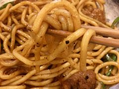 黑胡椒牛肉炒面-锅儿挑面馆
