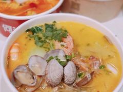 -何记花甲(海岸城旗舰店)