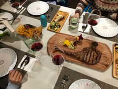 -悦享绿山墙西餐厅