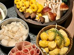 -三出山火锅(南京万象天地店)