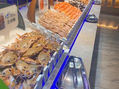 -锤头鲨毛肚海鲜烤肉自助餐厅(国购广场店)