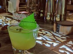 -Shift cocktail bar鸡尾酒吧
