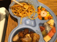 -汽车博物馆主题餐厅