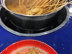 -马路边边串串香(涑河南街店)