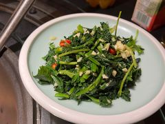 -挂旗柴锅鸡(蚌山区嘉年华店)