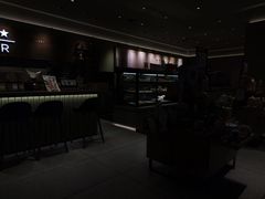 -星巴克臻选(上海中环广场2F店)