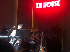 -TZ House音乐现场(来福士中心店)