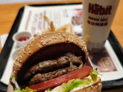 -The Habit Burger Grill 哈比特汉堡(复兴soho店)