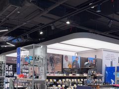 -迪卡侬(环球港店)