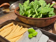 -蘑界·野生菌火锅(深业上城店)