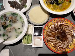 -邑金陵北京烤鸭店·现炒家常菜(ITC MALL店)