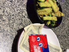 -蛙来哒(华隆步步高店)