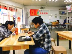 大堂-没牙伯花生汤店(老药洲店)