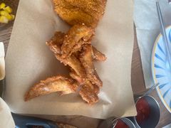 -必胜客(WOW阿罗海店)