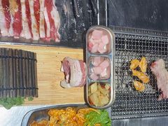 -马路牙子烧烤音乐酒馆(望京店)