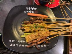 -何师烧烤·香辣蟹·川菜·30年老品牌(太古里旗舰店)