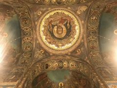 -滴血救世主教堂