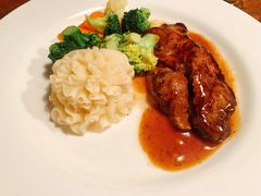 烤牛排-宝莱纳啤酒花园餐厅PAULANER BRAUHAUS Nanjing(广州路店)