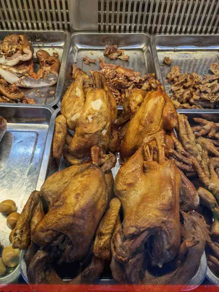 天桥陈福盛万家(新华街店)-"这家店是这边熟食店开的时间比较长的了