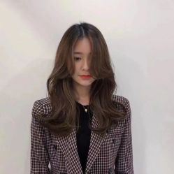 -BULB STUDIO 巴柏明星发型工作室