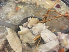 -濠轩阁特色生蚝火锅(水湾路店)