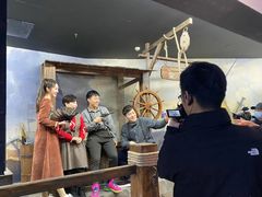 -暴风岛沉浸式体验馆(百联世纪店)