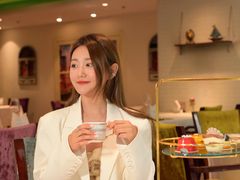 -深圳富苑皇冠假日套房酒店