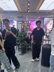 -藤野造型烫染·漂发