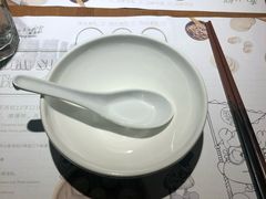 餐具摆设-南小馆(迪士尼小镇店)