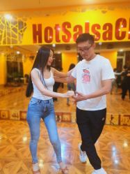 -HOT SALSA舞蹈俱乐部