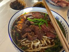 -镇南锅盖面馆(解放路店)