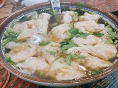 招牌野馄炖-老谢野馄饨(延安路店)