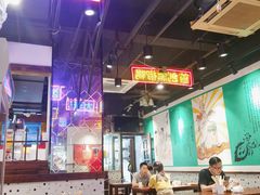 大堂-陈光记烧腊(长寿路店)