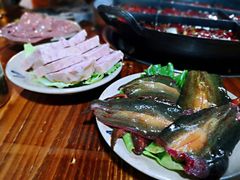 双龙荟萃-独雅老火锅(原宏声巷店)