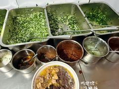 -文山荷鲜居(翠湖店)