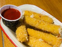 马祖里拉奶酪棒-Tube station站点比萨(王府井百货店)