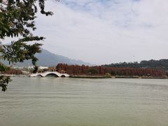 -星湖旅游景区七星岩