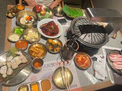 -草家酱蟹炭火烤肉店(珲春南路一店)
